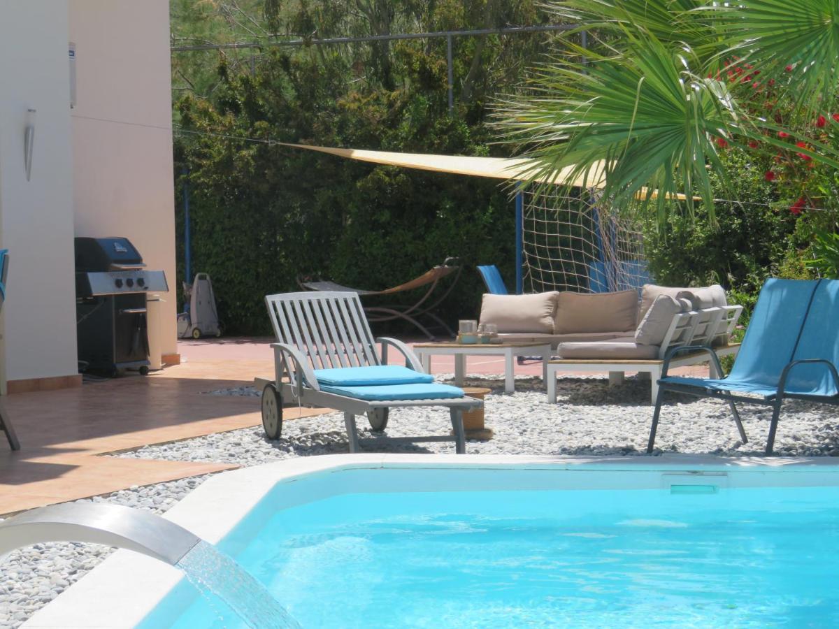 Thimari Sports & Spa With Private Pool And Jacuzzi Sounion Exterior photo